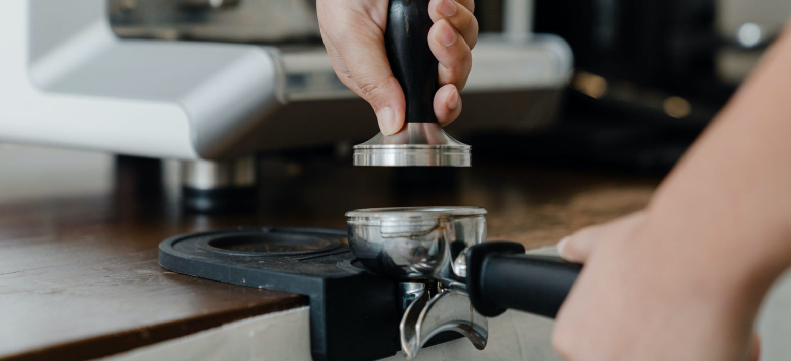 The Best Coffee Makers with Built-in Grinders - Mayan Espresso